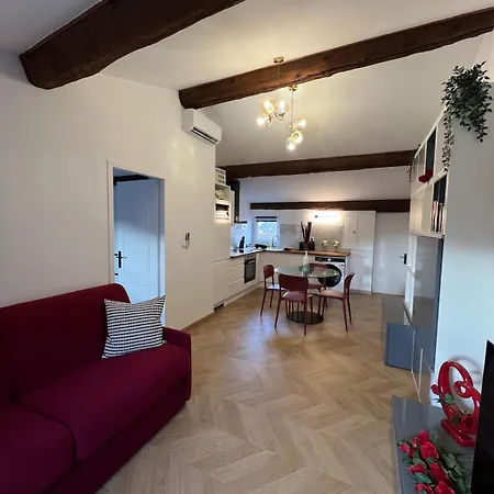 La Bulle Au Centre De Apartamento Tassin-la-Demi-Lune